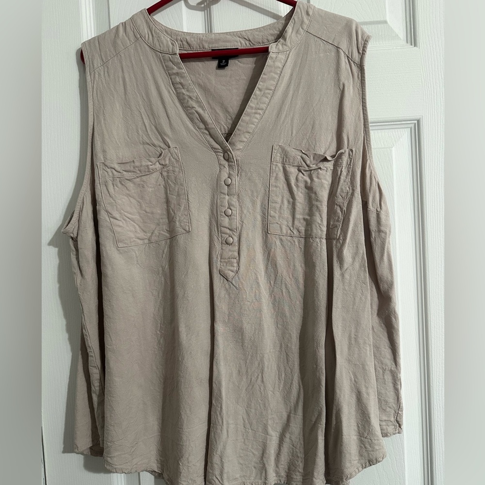 Sleeveless top